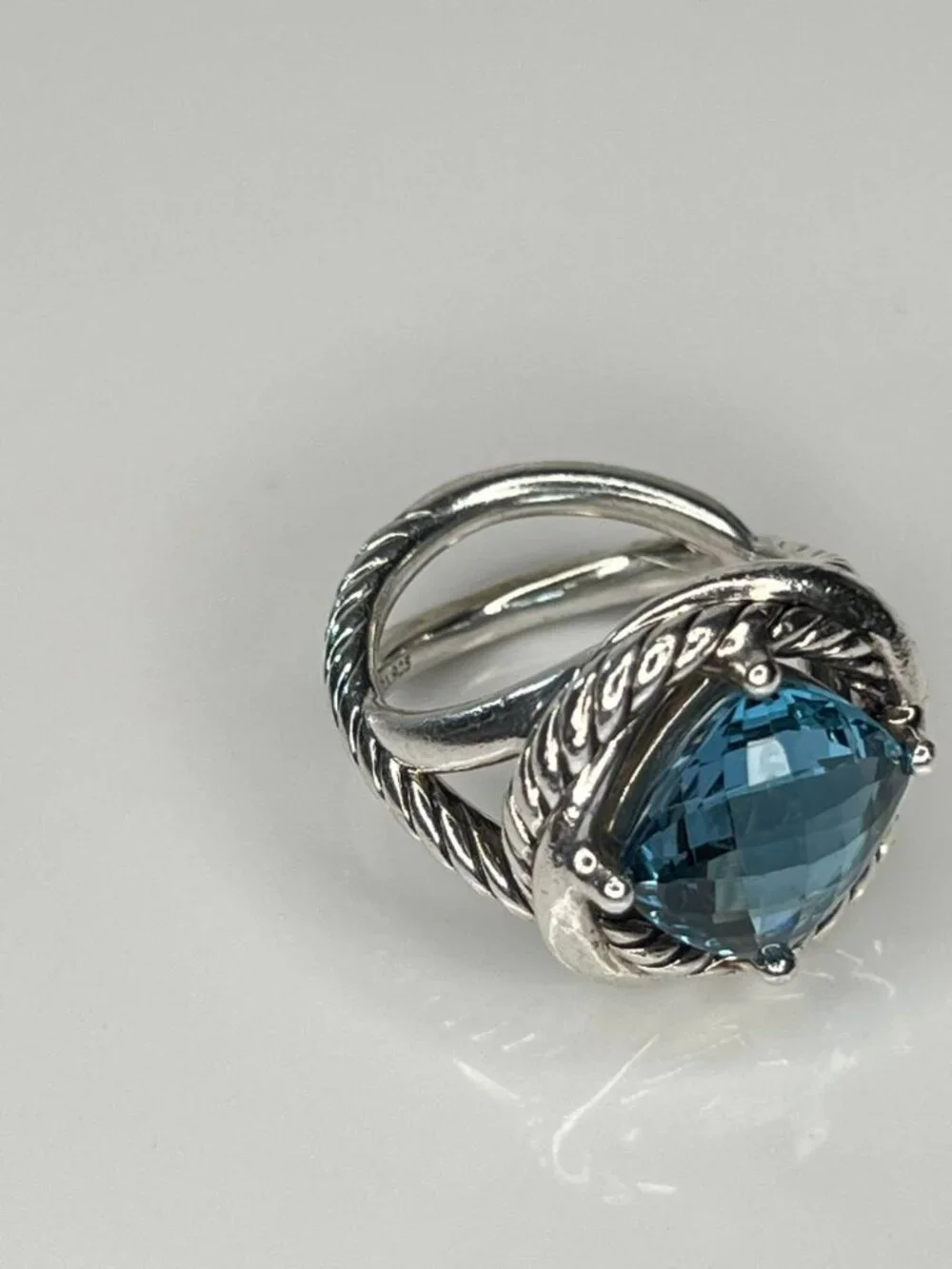 Authentic DAVID YURMAN blue topaz sterling silver cocktail infinity ring size 6